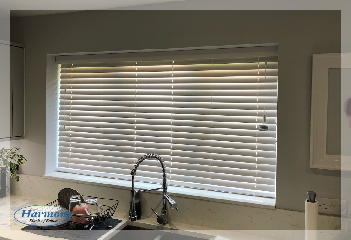 Fresh Wooden Blinds for a Kitchen